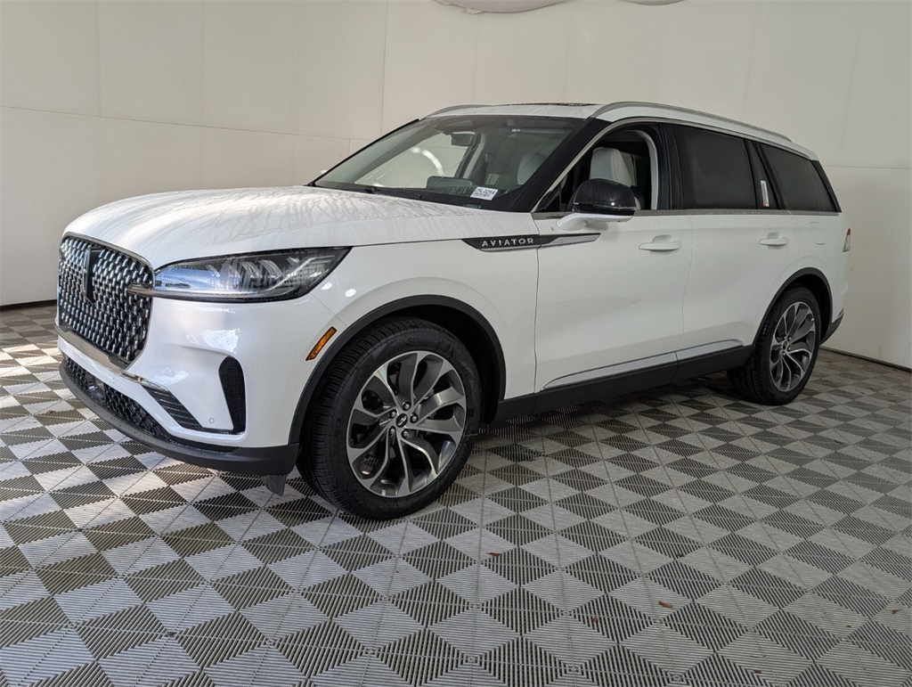 new 2025 Lincoln Aviator car, priced at $63,590