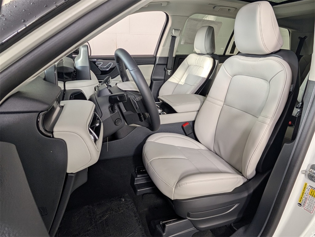 new 2025 Lincoln Aviator car, priced at $63,590
