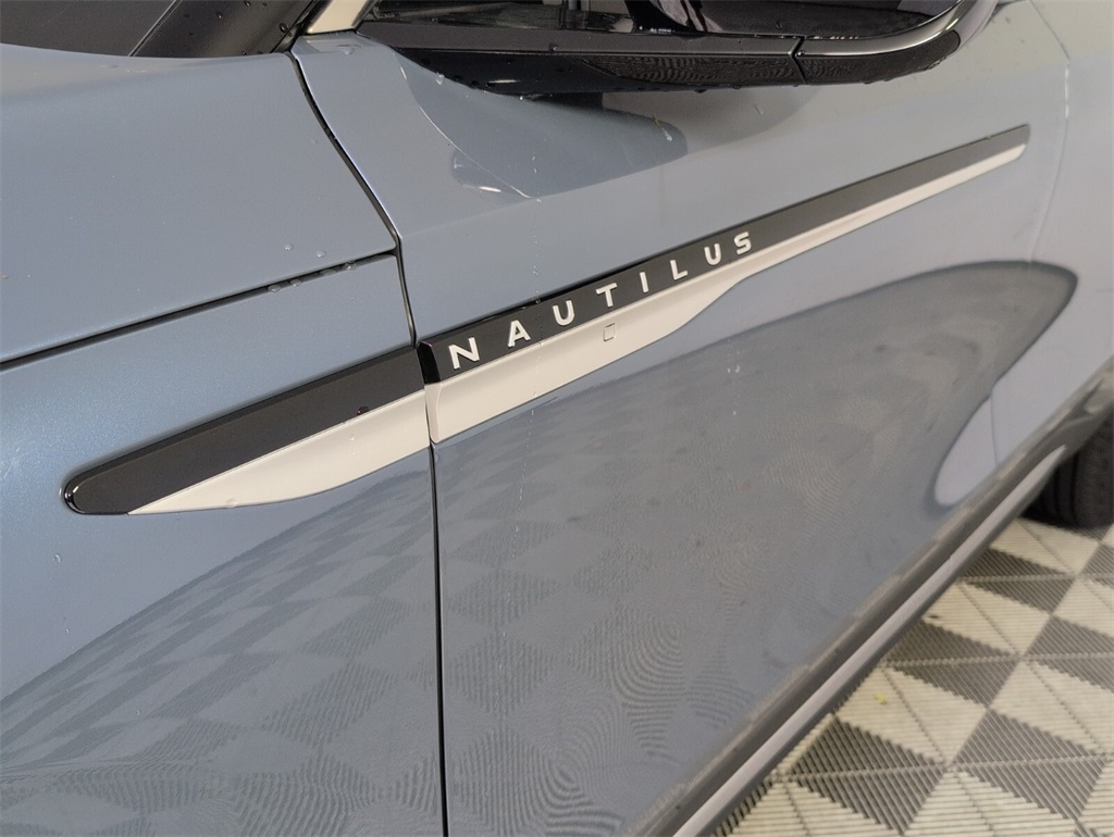 new 2025 Lincoln Nautilus car, priced at $53,554