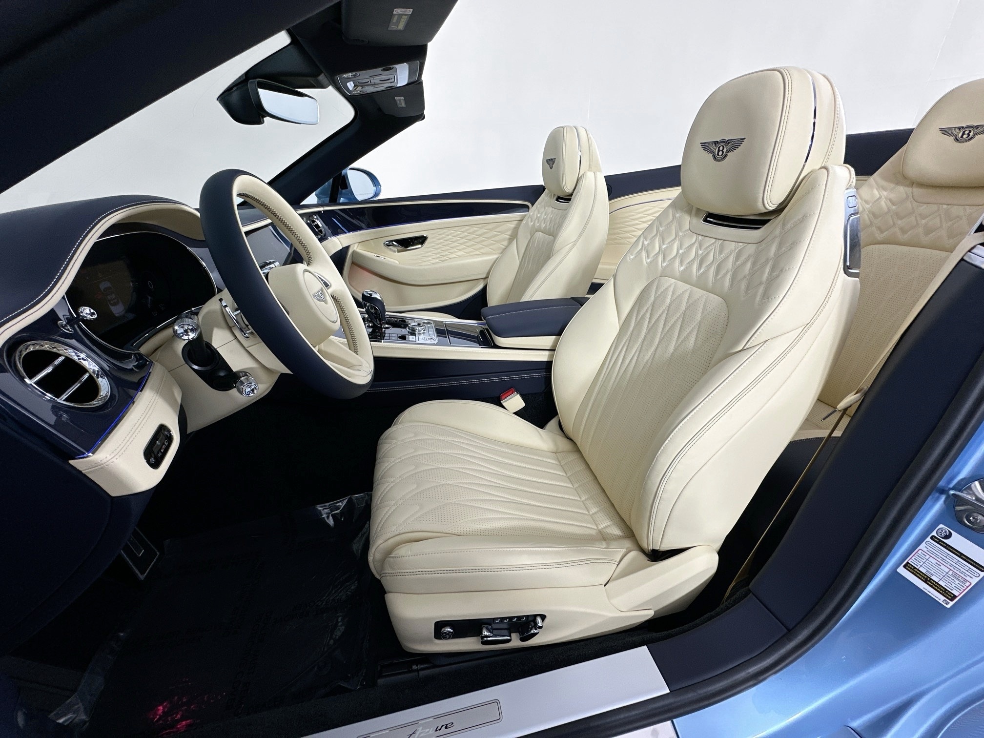 new 2026 Bentley Continental GTC car