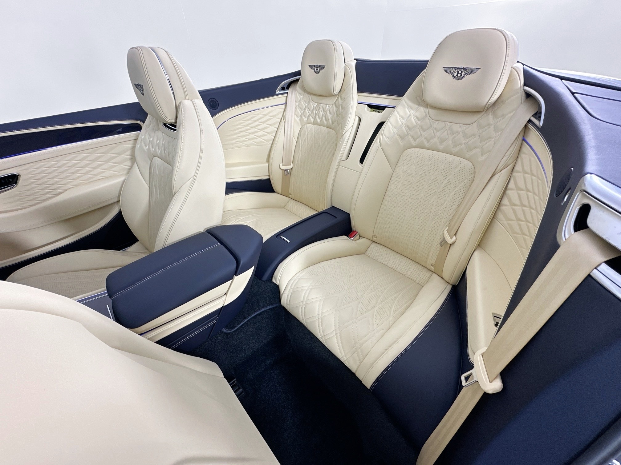 new 2026 Bentley Continental GTC car