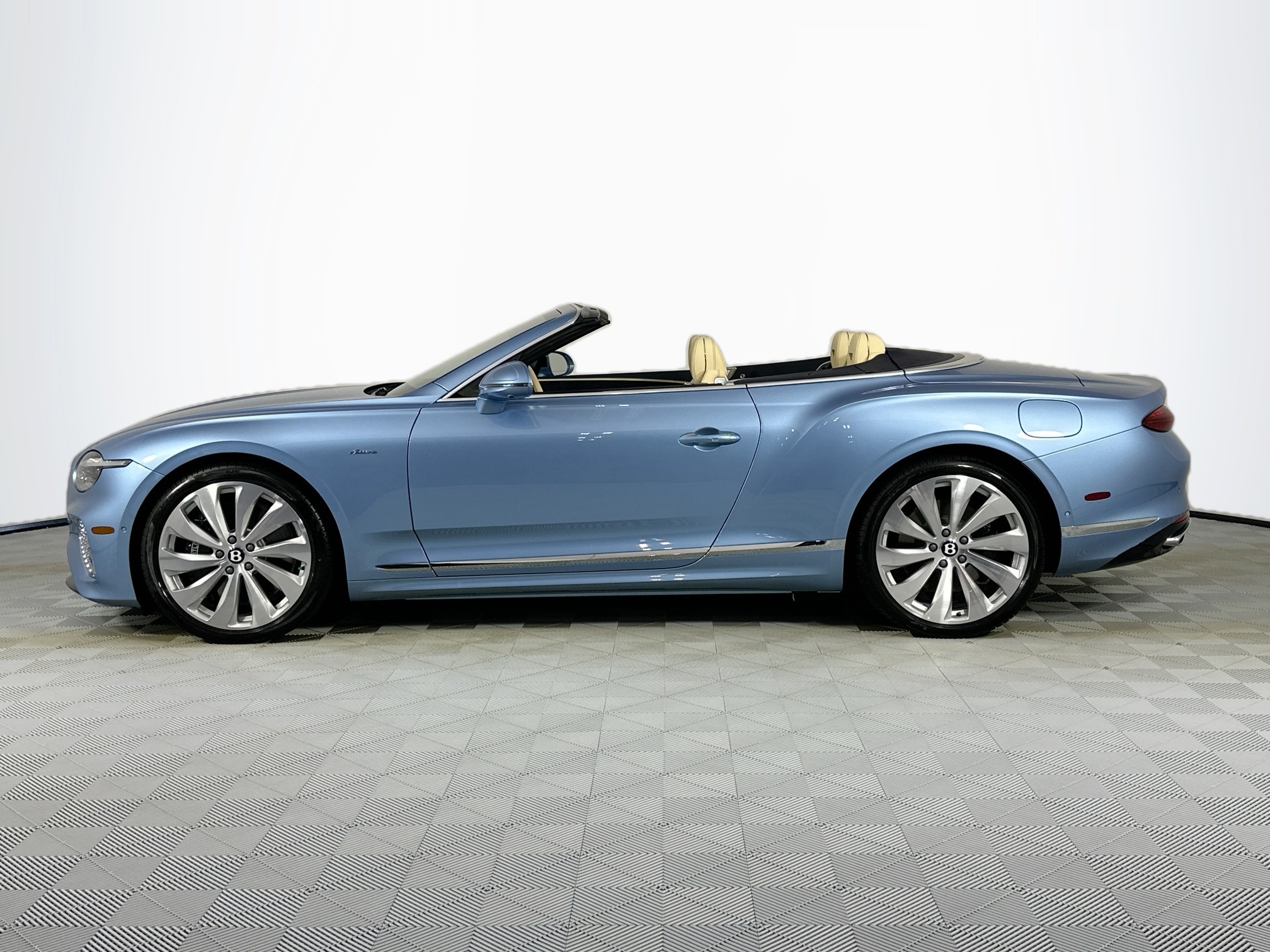 new 2026 Bentley Continental GTC car