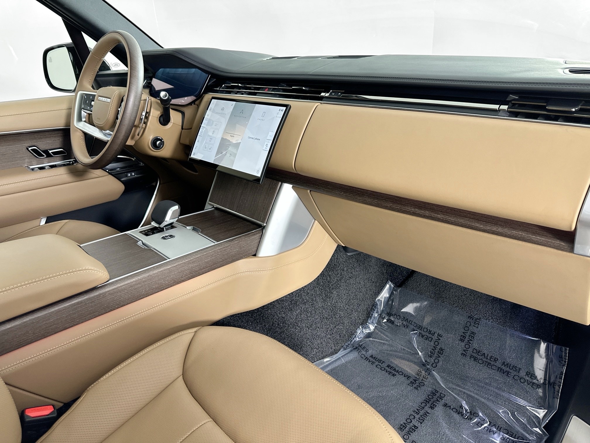 new 2025 Land Rover Range Rover car, priced at $132,305