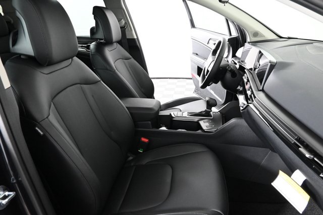 new 2026 Kia Sportage car, priced at $33,010