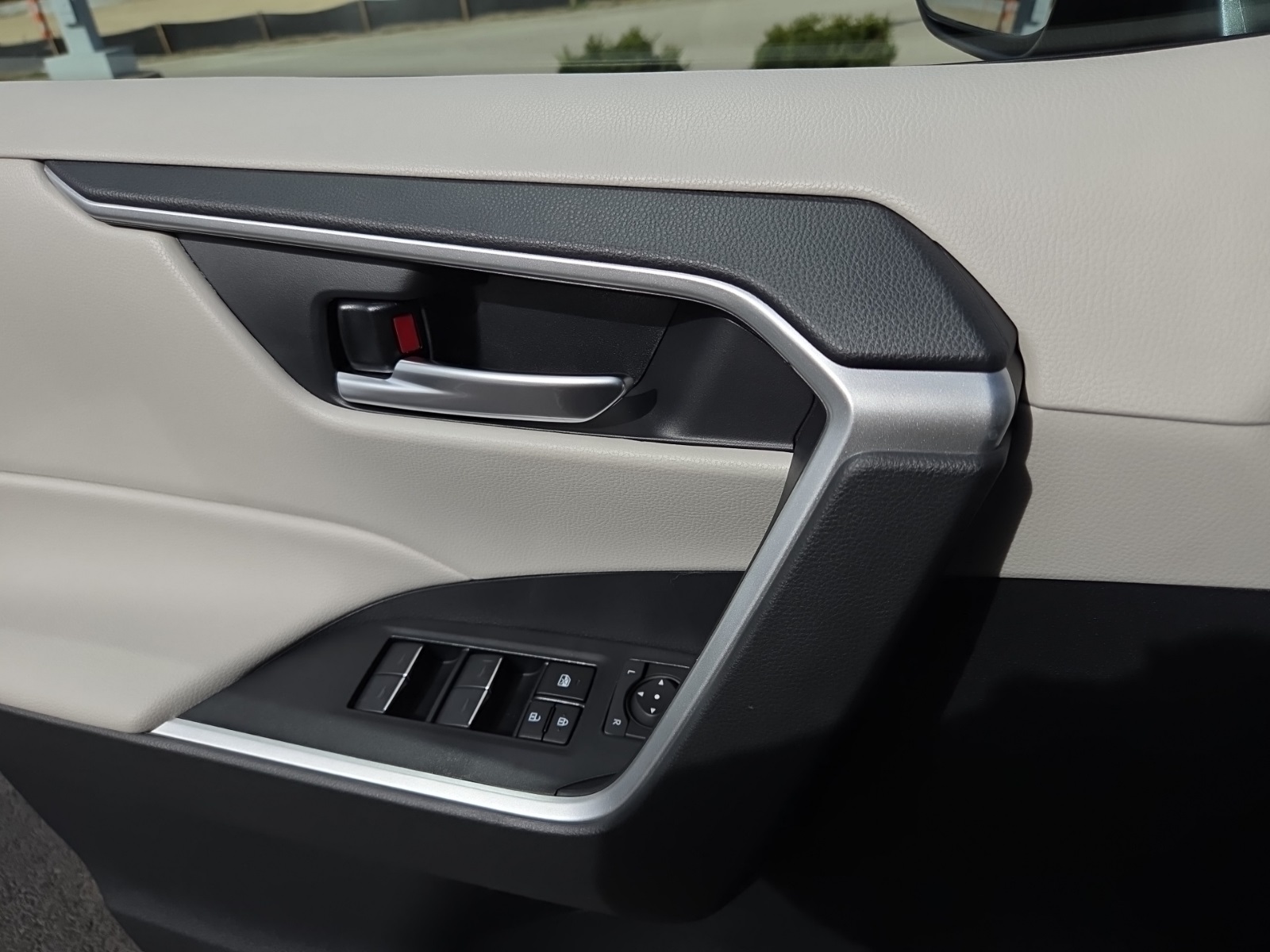 new 2025 Toyota RAV4 Hybrid car, priced at $39,263