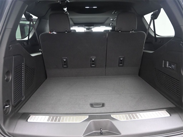 new 2025 Chevrolet Suburban car, priced at $76,000