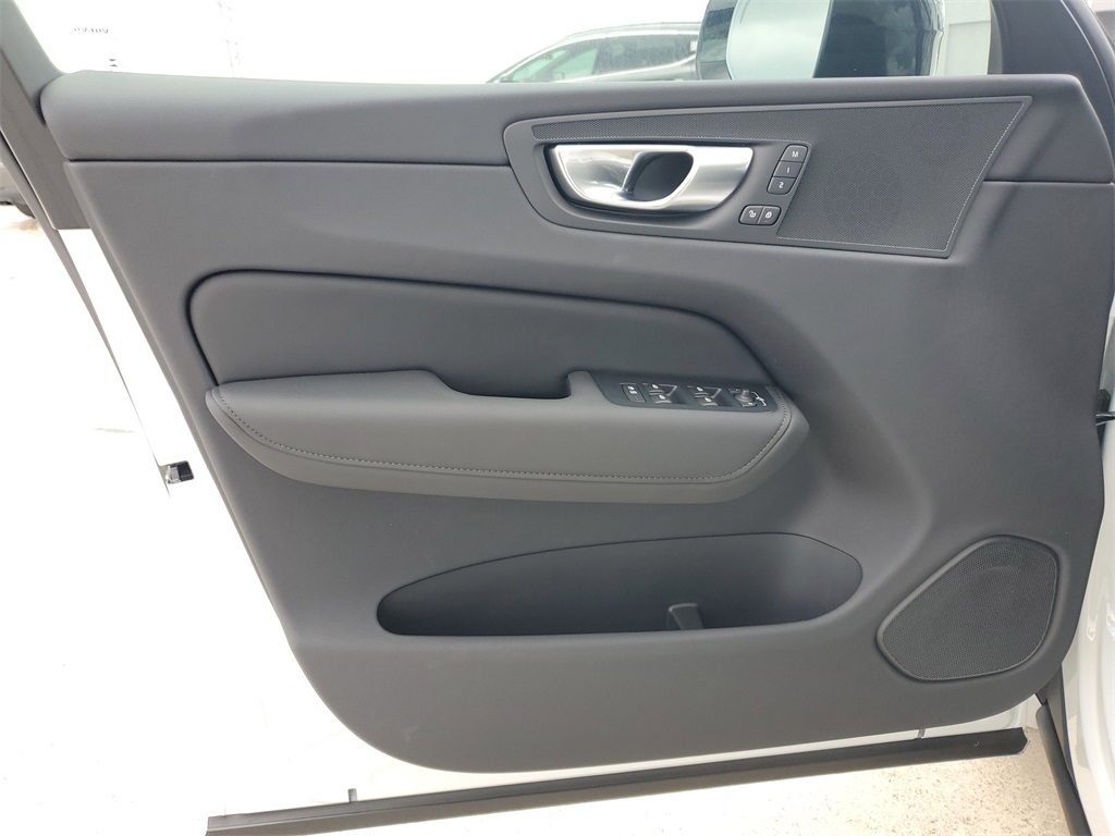 new 2026 Volvo XC60 car, priced at $47,995