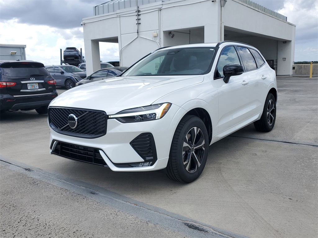 new 2026 Volvo XC60 car, priced at $47,995