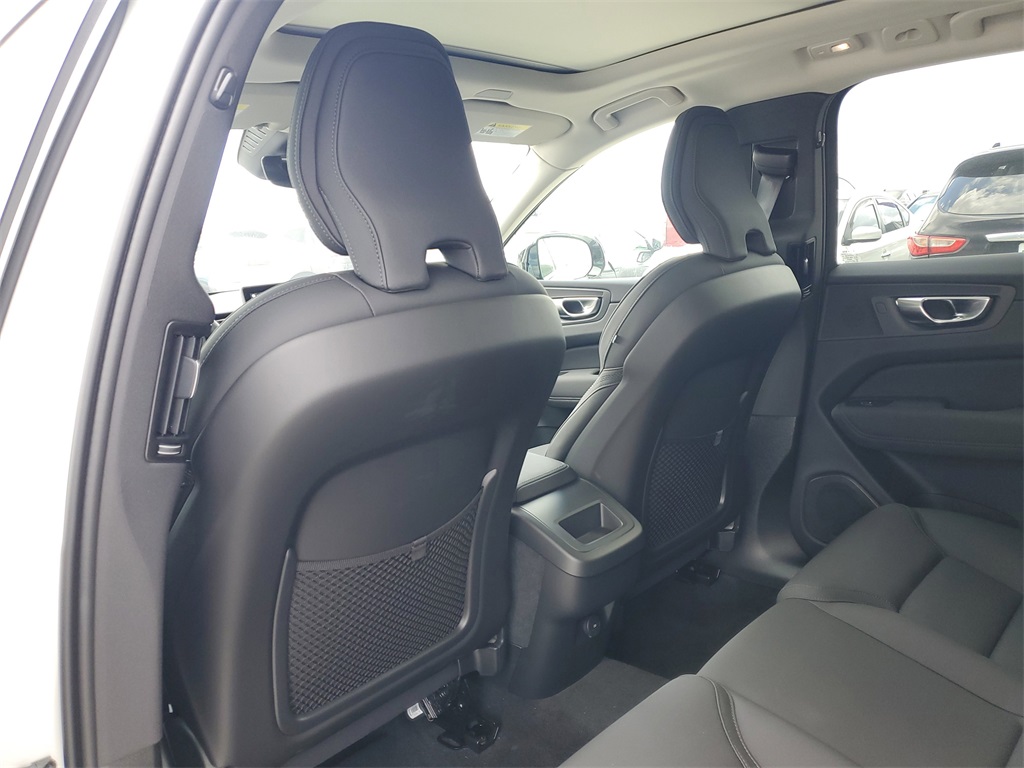 new 2026 Volvo XC60 car, priced at $47,995