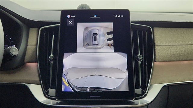 new 2026 Volvo XC90 Plug-In Hybrid car, priced at $94,085