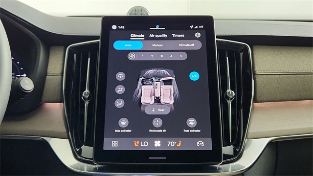 new 2026 Volvo XC90 Plug-In Hybrid car, priced at $94,085