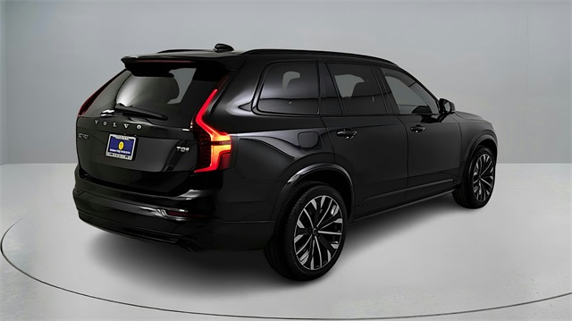 new 2026 Volvo XC90 Plug-In Hybrid car, priced at $94,085