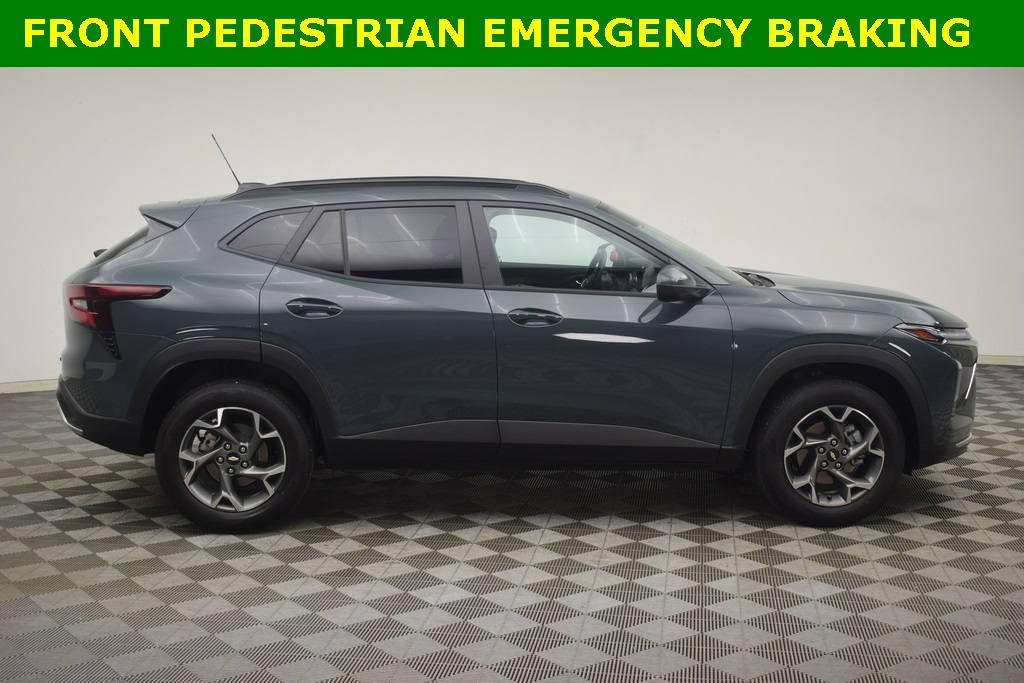 used 2025 Chevrolet Trax car, priced at $23,600