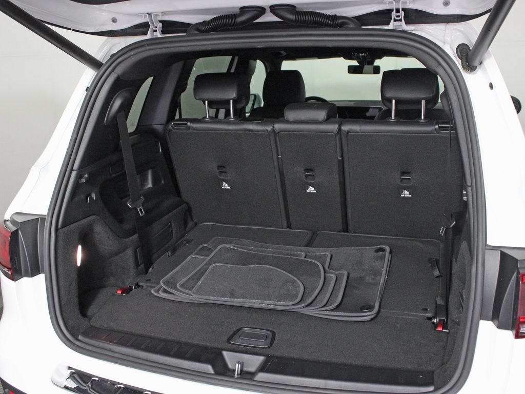 used 2021 Mercedes-Benz GLB car, priced at $27,994