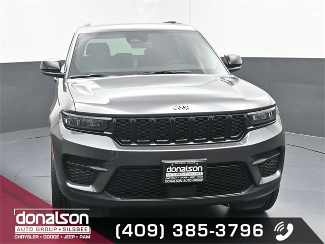 new 2025 Jeep Grand Cherokee car, priced at $41,120