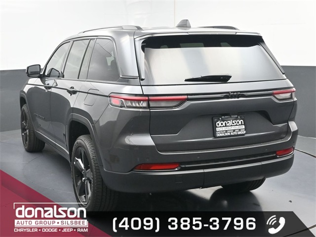 new 2025 Jeep Grand Cherokee car, priced at $41,120