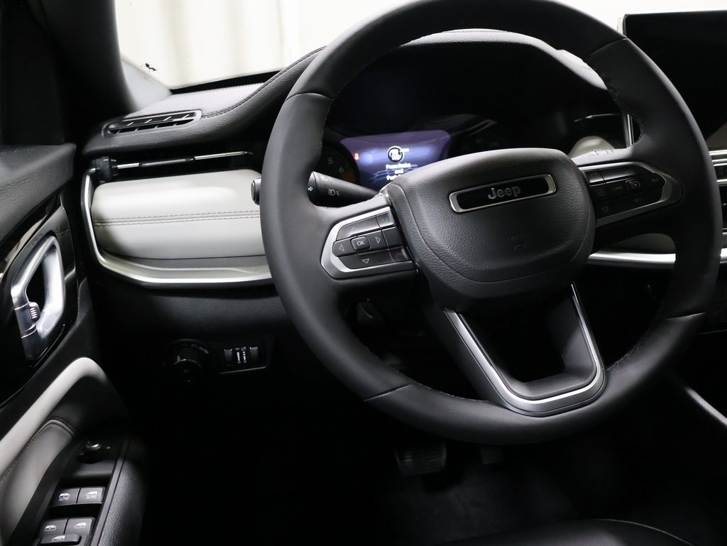 new 2025 Jeep Compass car, priced at $33,493