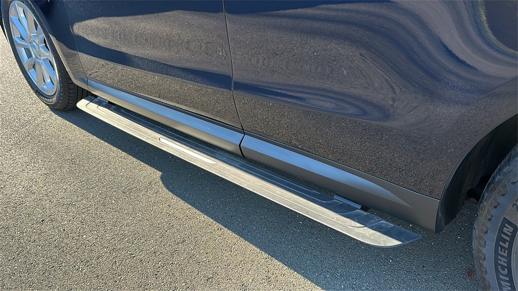 used 2023 Land Rover Range Rover Sport car, priced at $71,934