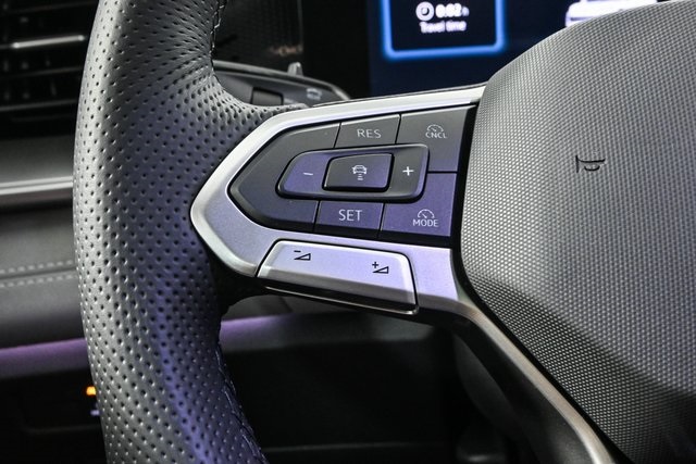 new 2025 Volkswagen Tiguan car, priced at $39,801