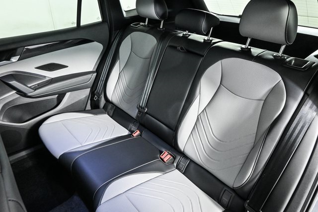 new 2025 Volkswagen Tiguan car, priced at $39,801
