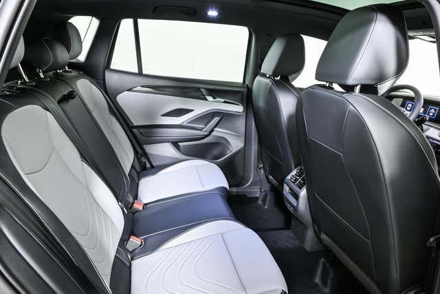 new 2025 Volkswagen Tiguan car, priced at $39,801