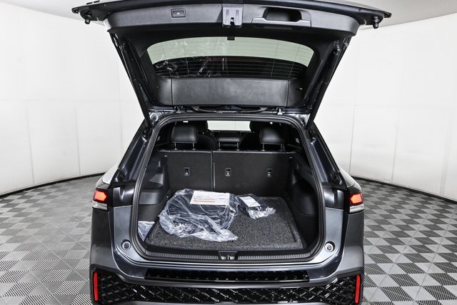 new 2025 Volkswagen Tiguan car, priced at $39,801