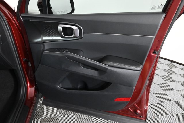 new 2025 Kia Sorento car, priced at $37,396