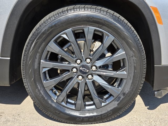 used 2023 Chevrolet Traverse car, priced at $37,500