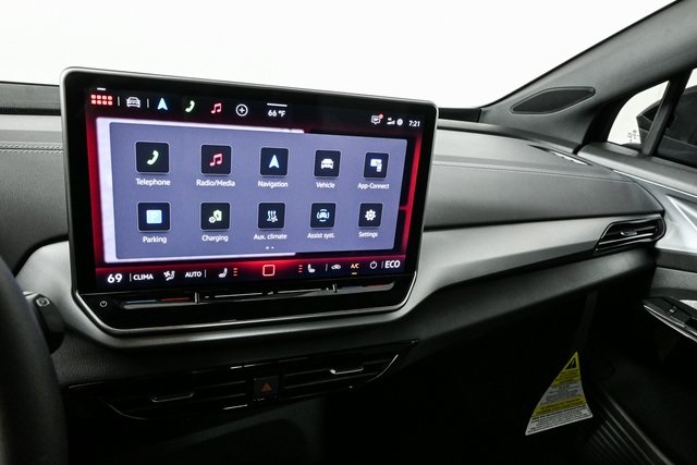 new 2025 Volkswagen ID.4 car, priced at $48,666