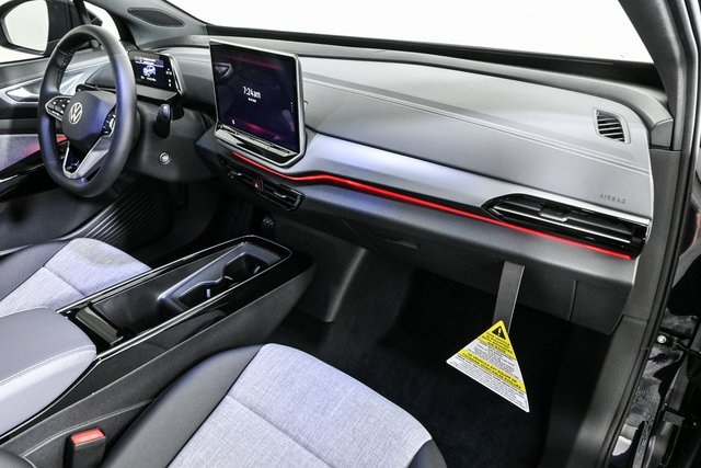 new 2025 Volkswagen ID.4 car, priced at $48,666