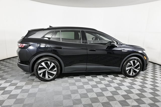 new 2025 Volkswagen ID.4 car, priced at $48,666