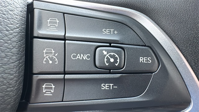 new 2025 Jeep Grand Cherokee car, priced at $42,848