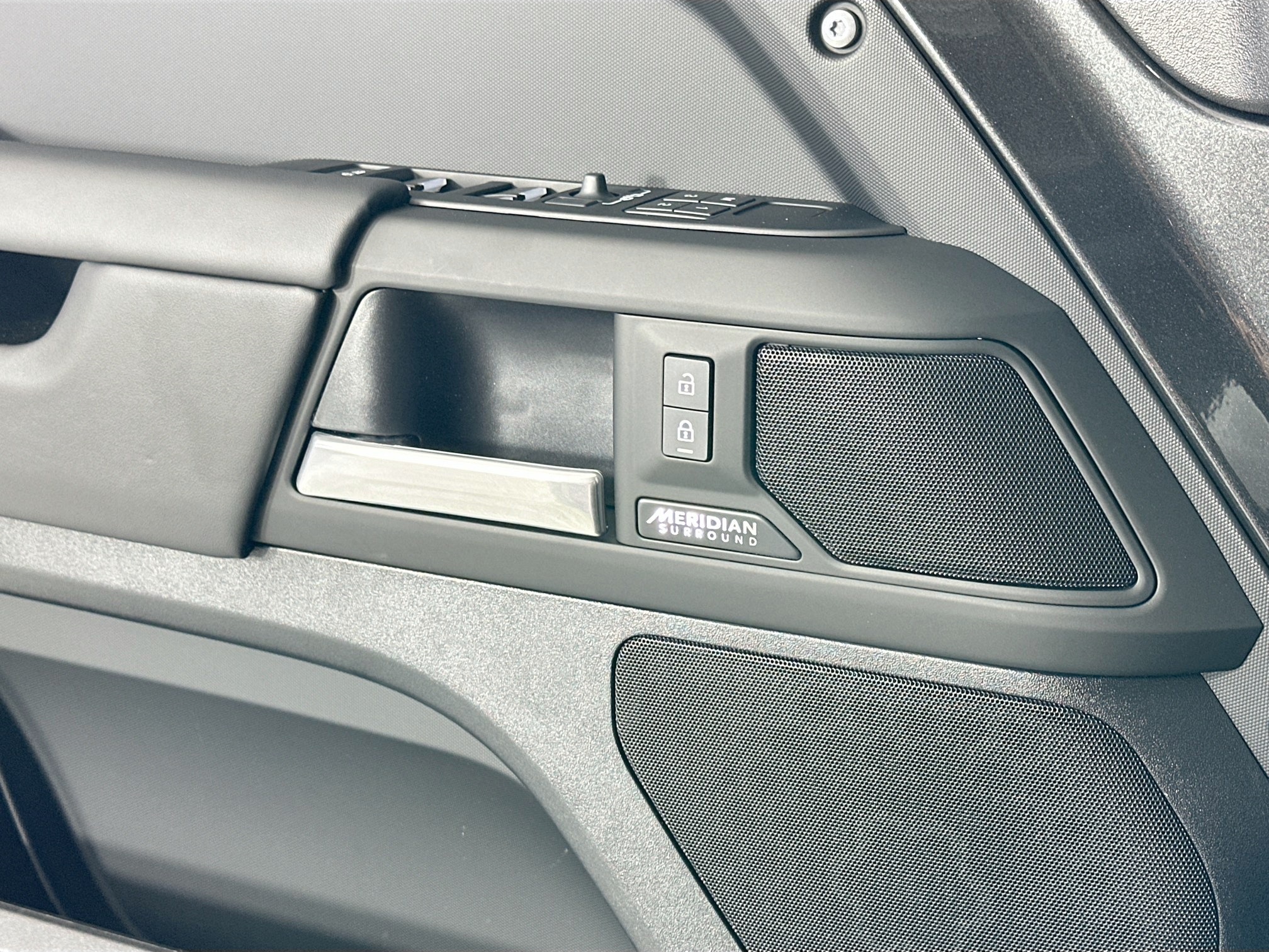 new 2025 Land Rover Defender 110 car, priced at $98,773