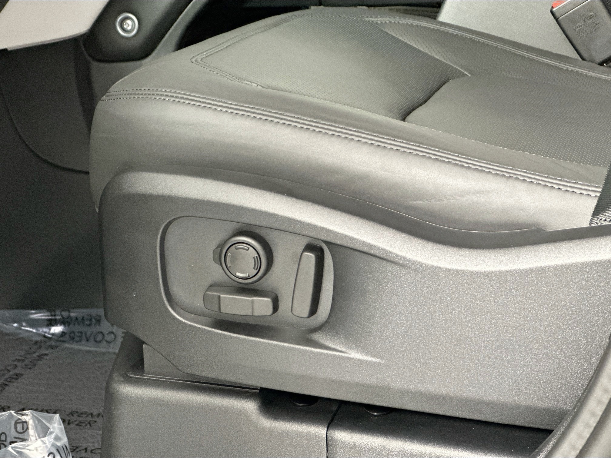 new 2025 Land Rover Defender 110 car, priced at $98,773