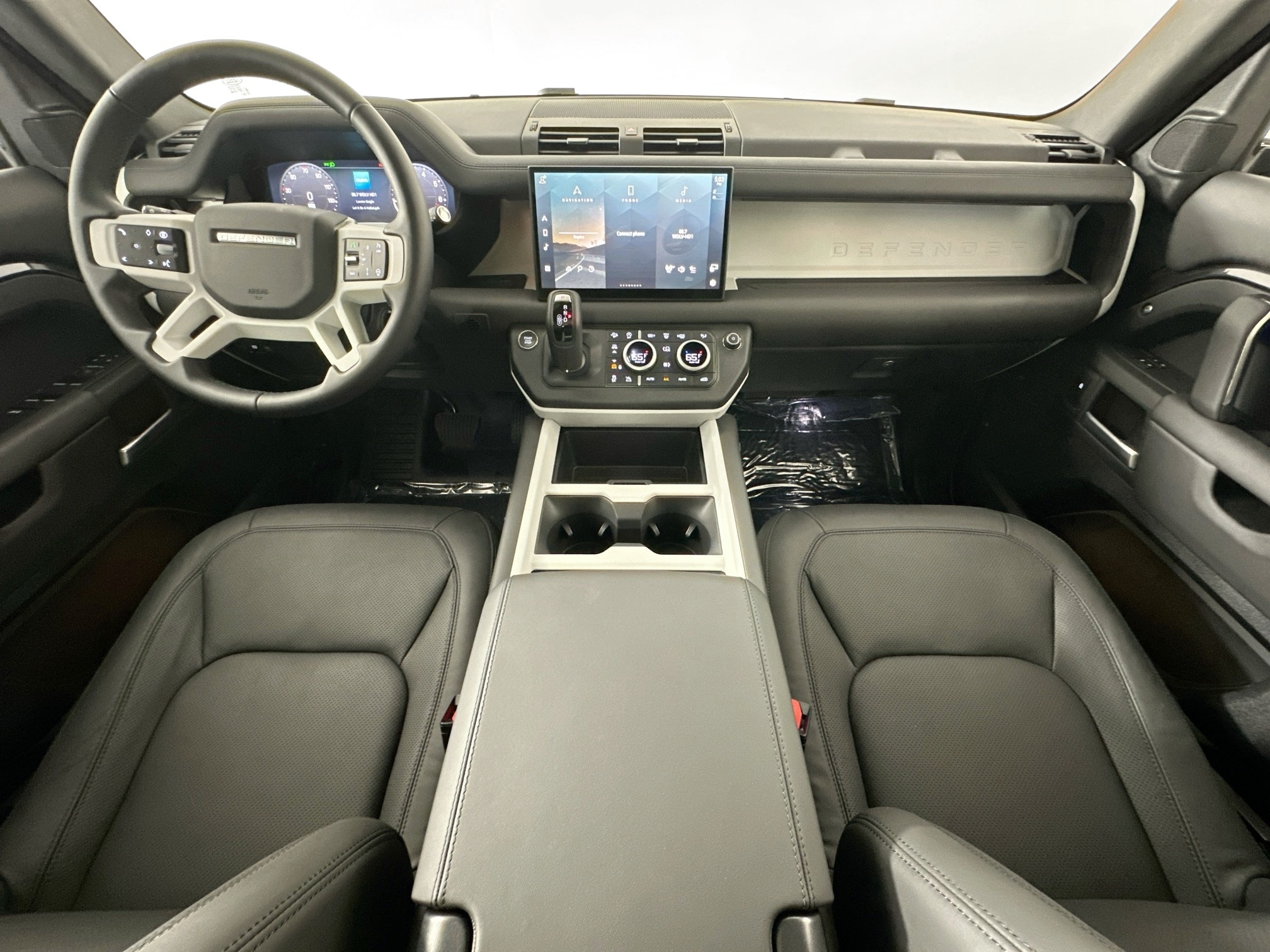 new 2025 Land Rover Defender 110 car, priced at $98,773
