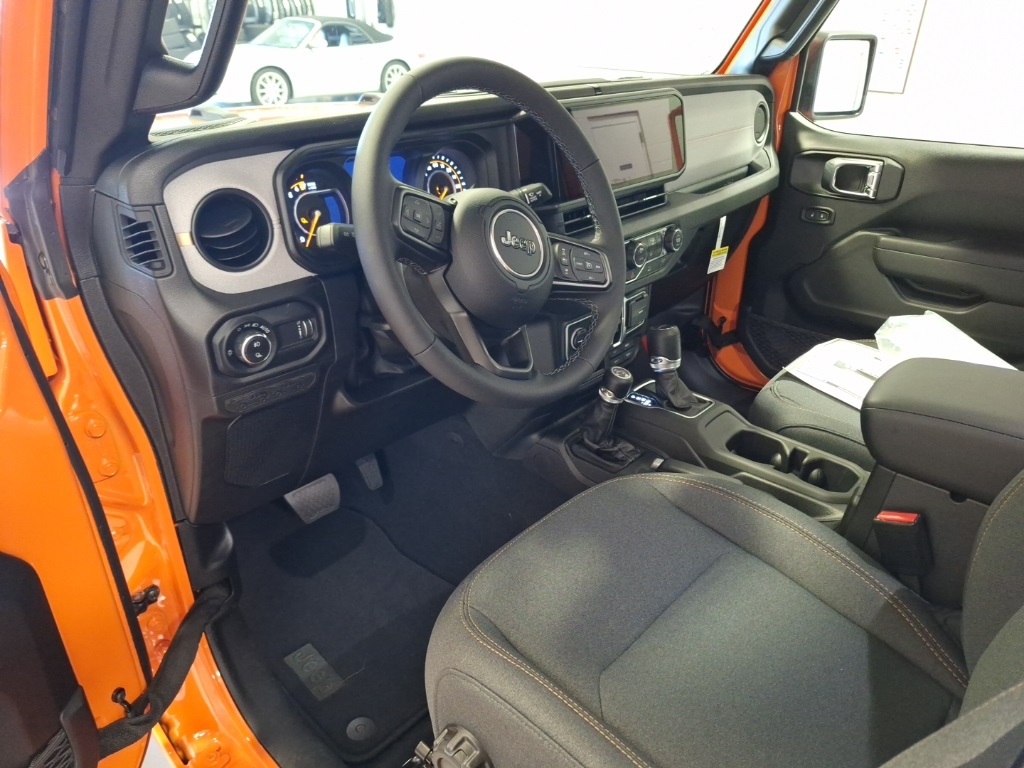 new 2025 Jeep Gladiator car, priced at $47,499