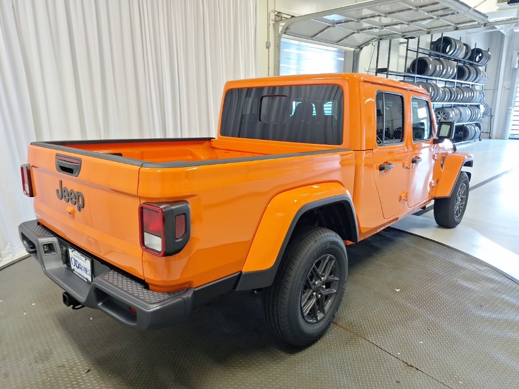 new 2025 Jeep Gladiator car, priced at $47,499