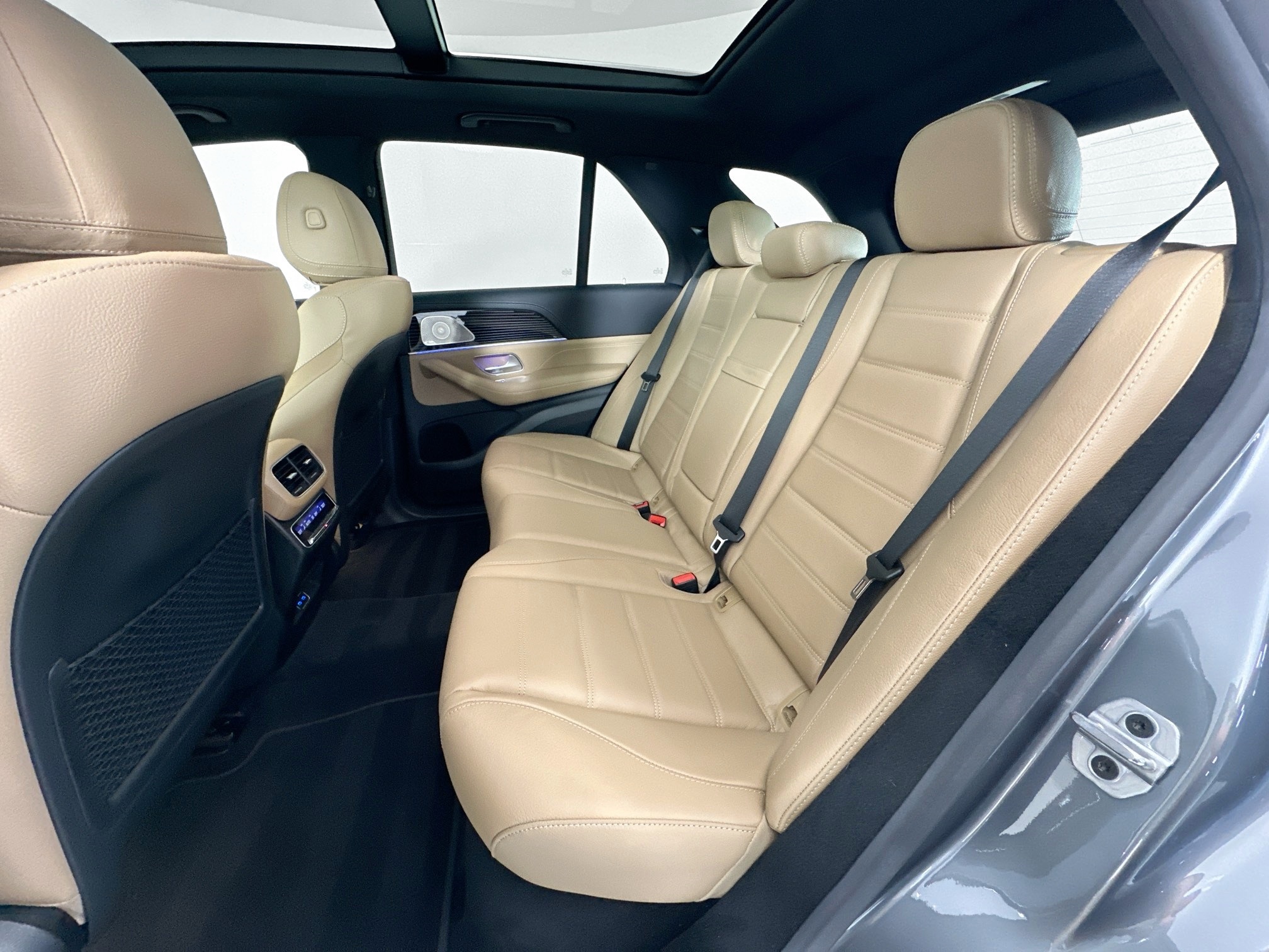 used 2024 Mercedes-Benz GLE car, priced at $87,998