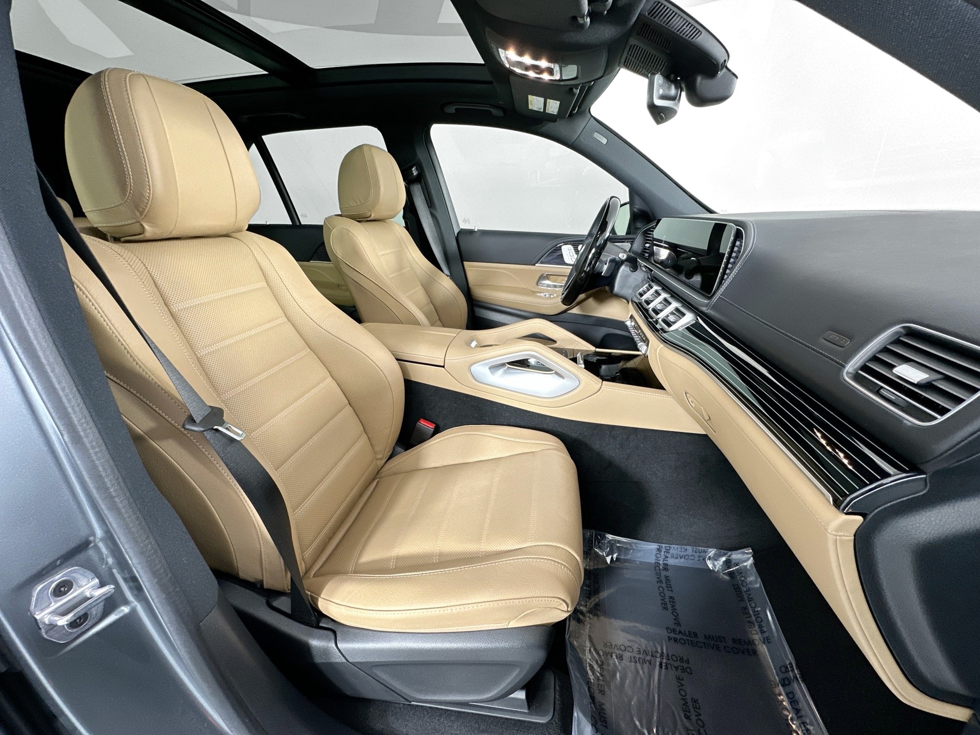 used 2024 Mercedes-Benz GLE car, priced at $87,998