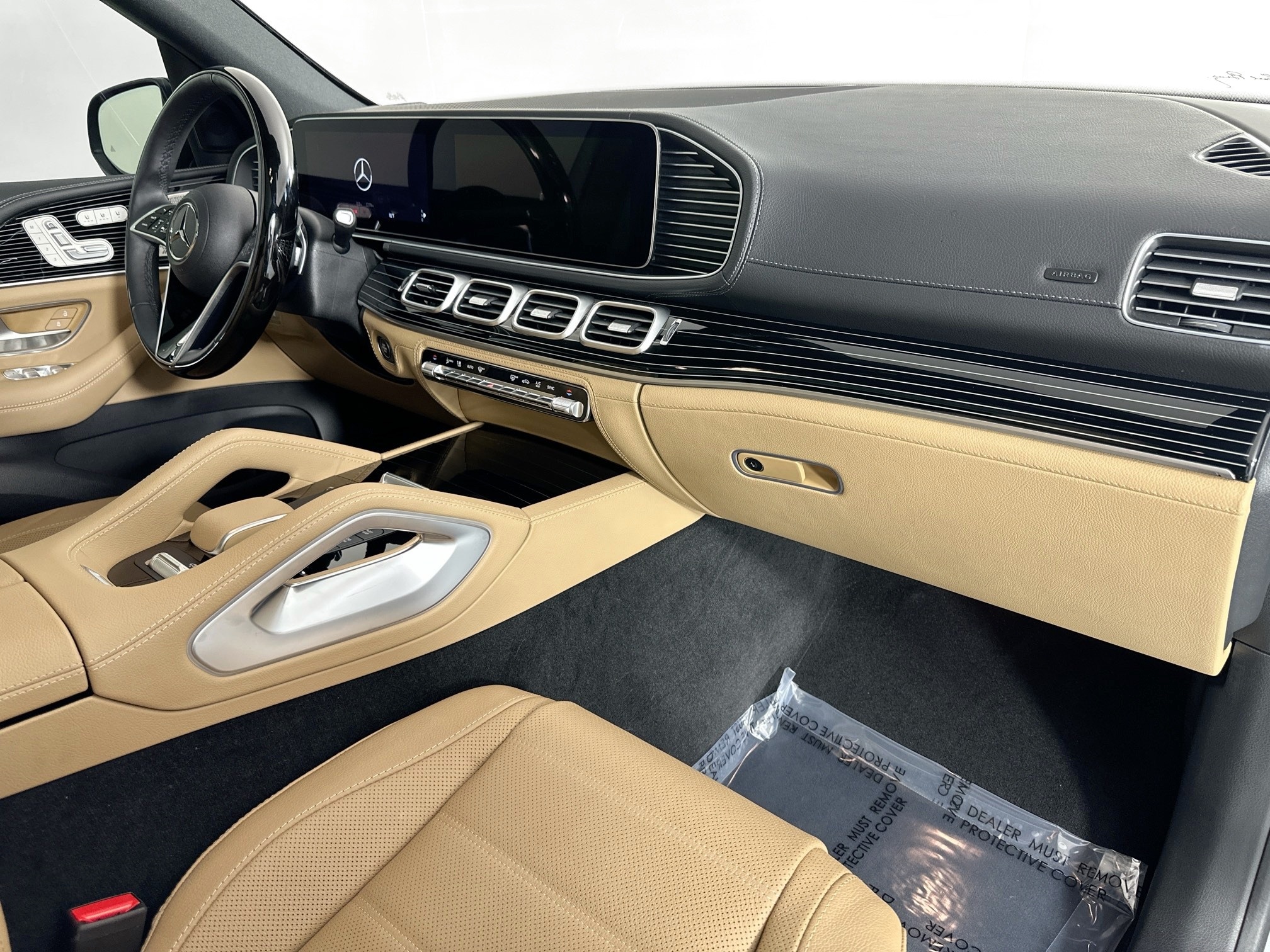 used 2024 Mercedes-Benz GLE car, priced at $87,998