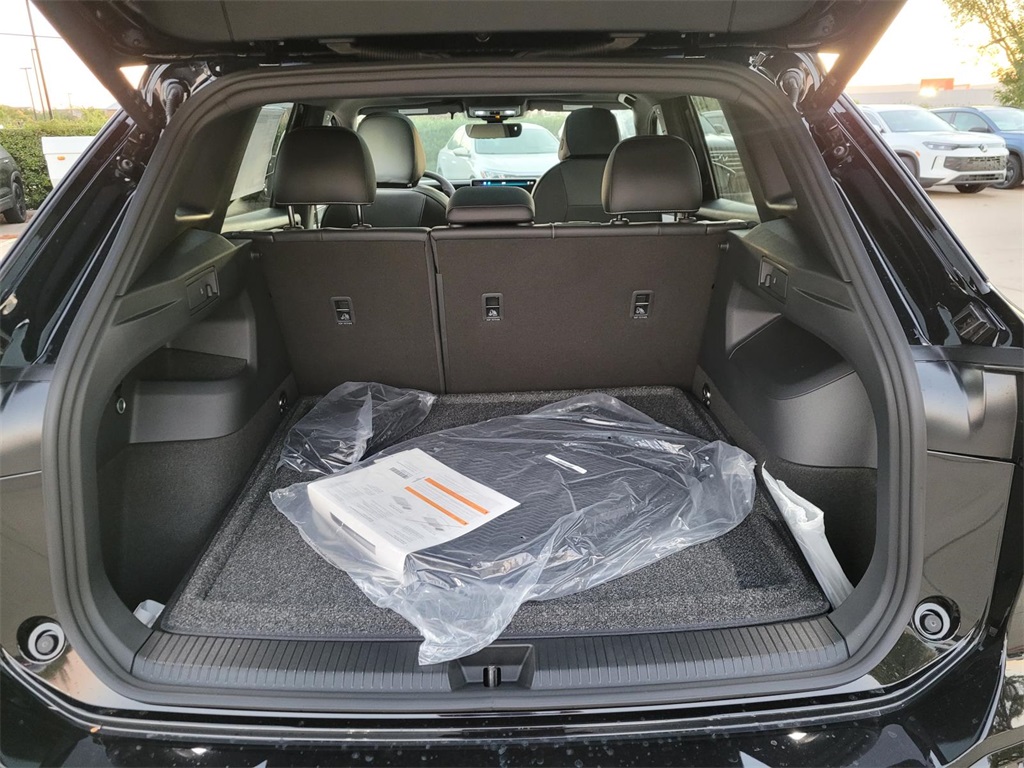 new 2026 Volkswagen Tiguan car, priced at $39,726