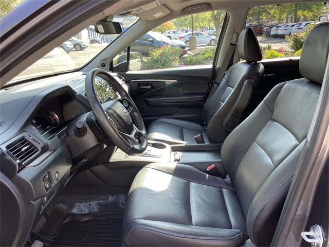 used 2022 Honda Pilot car, priced at $31,567