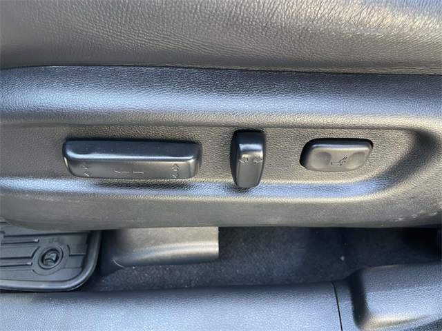 used 2022 Honda Pilot car, priced at $31,567
