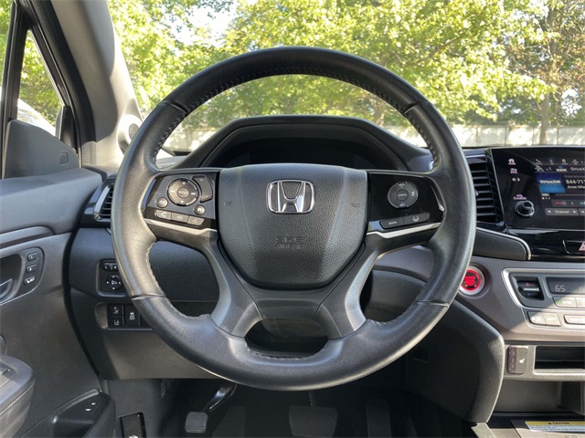 used 2022 Honda Pilot car, priced at $31,567