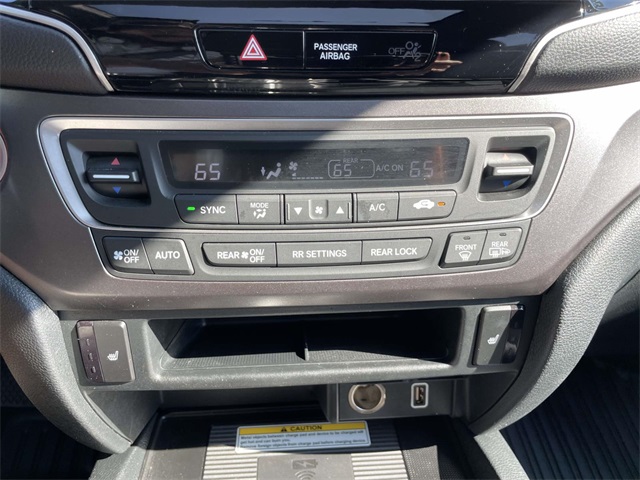 used 2022 Honda Pilot car, priced at $31,567