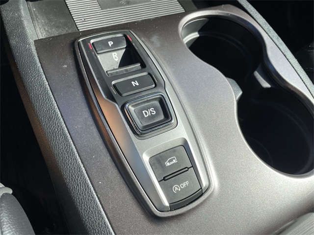 used 2022 Honda Pilot car, priced at $31,567