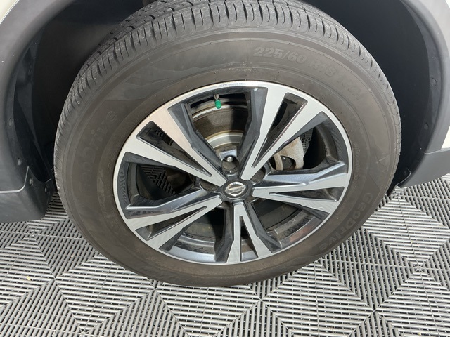 used 2020 Nissan Rogue car, priced at $15,000