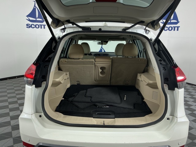 used 2020 Nissan Rogue car, priced at $15,000