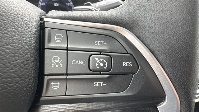 new 2025 Jeep Grand Cherokee car, priced at $42,848