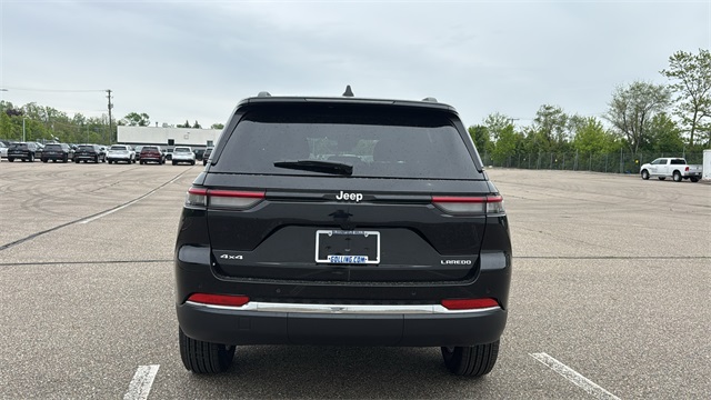 new 2025 Jeep Grand Cherokee car, priced at $42,848
